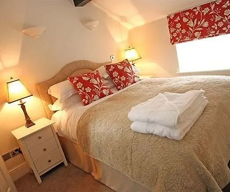 Bed & Breakfast Hare And Hounds