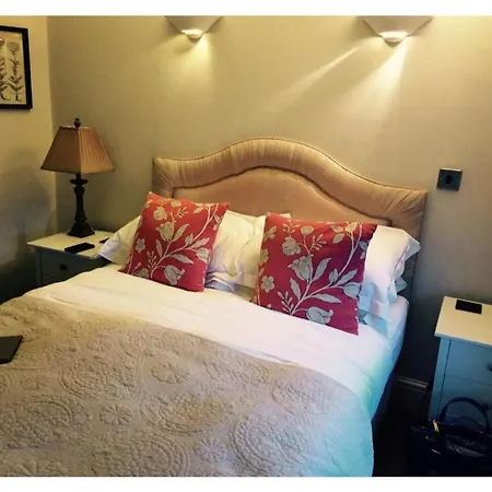 Hare And Hounds Bed & Breakfast Grange-over-Sands